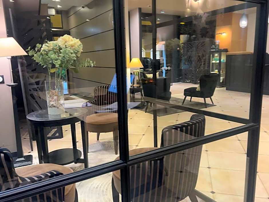 Le Trophée By M Hôtel Spa