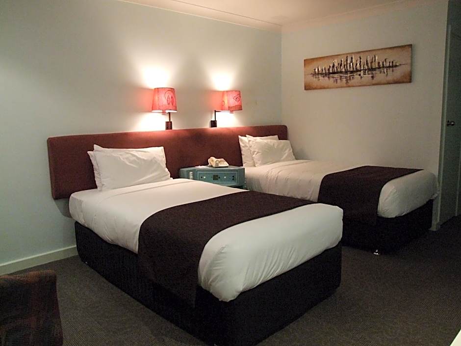 Best Western The Clarence on Melville