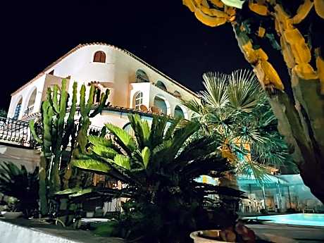 Manca Residence