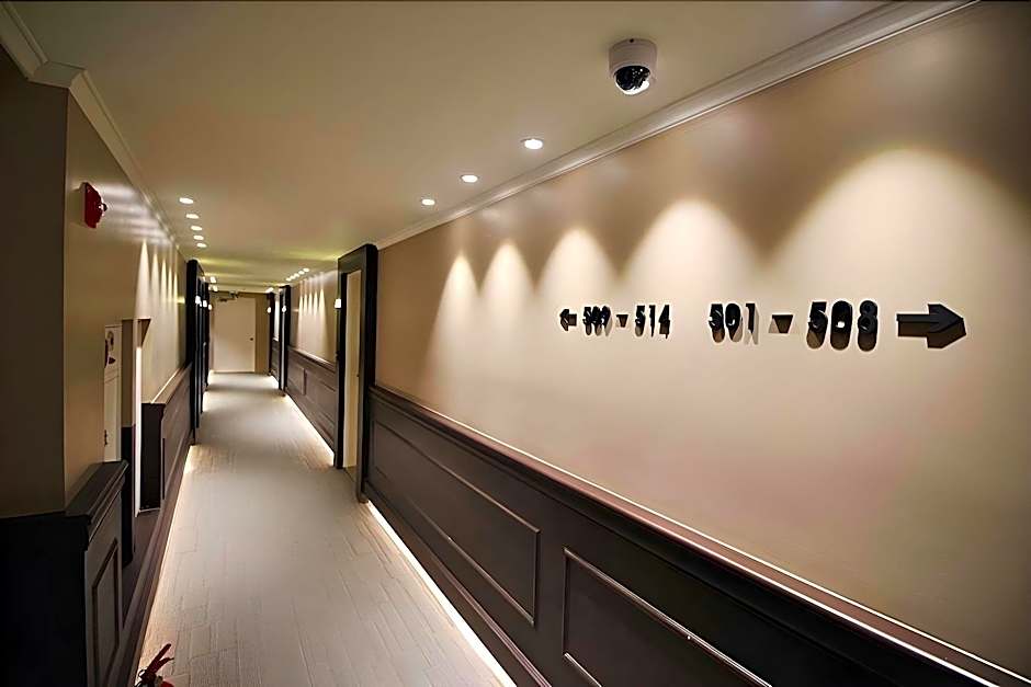 Winners Hotel
