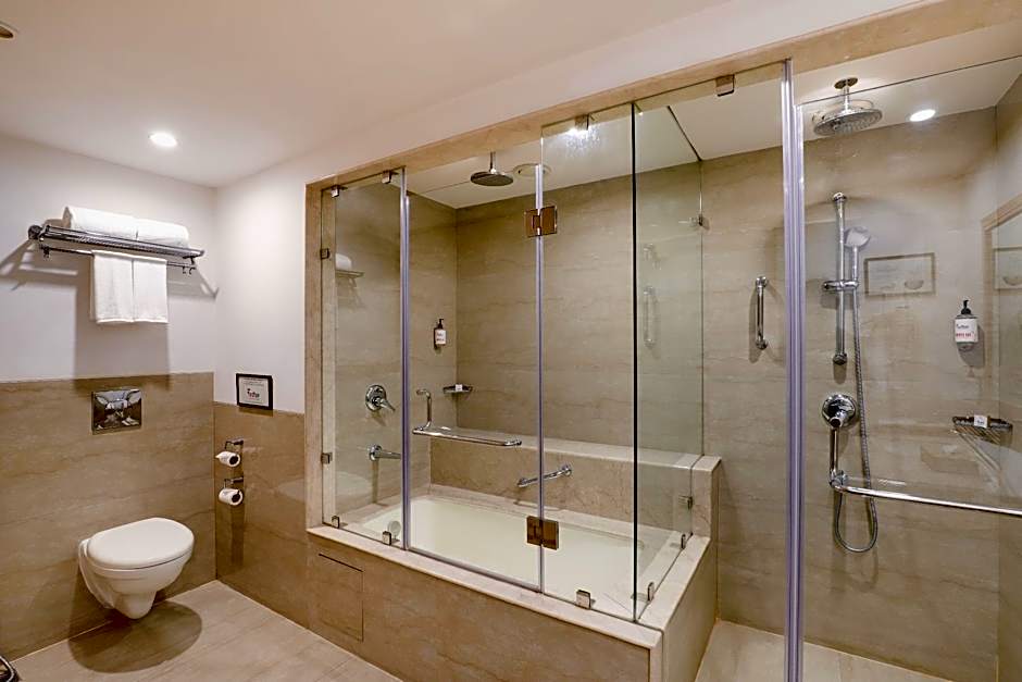 Red Fox by Lemon Tree Hotels, Sector 60, Gurugram