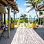 Villas des Alizes Beachfront Suites