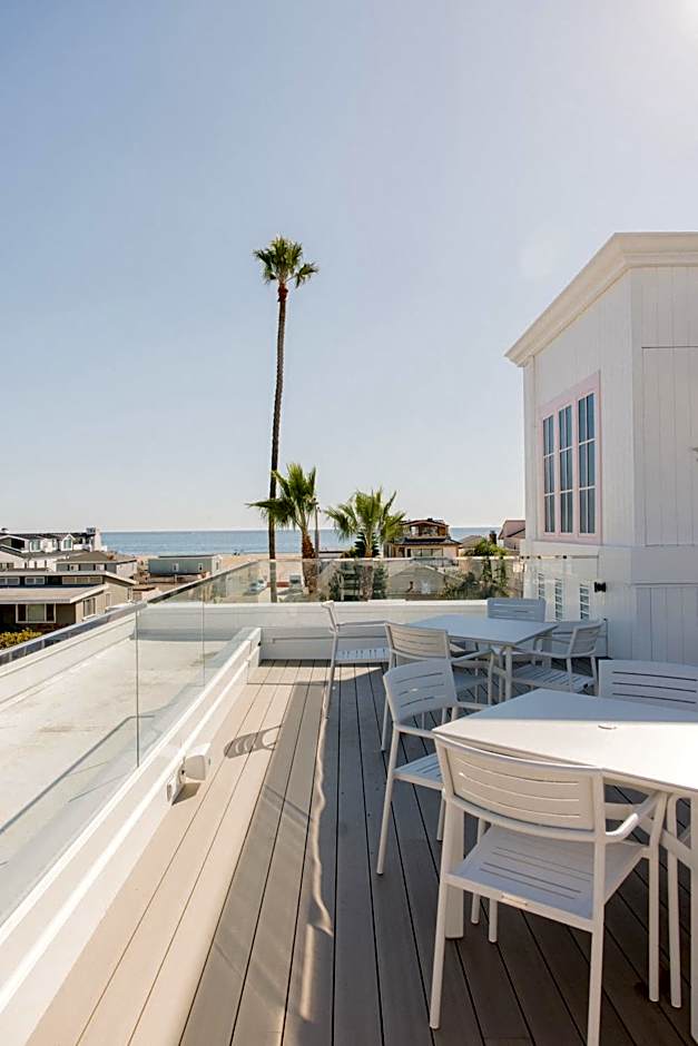 Bay Shores Peninsula Hotel