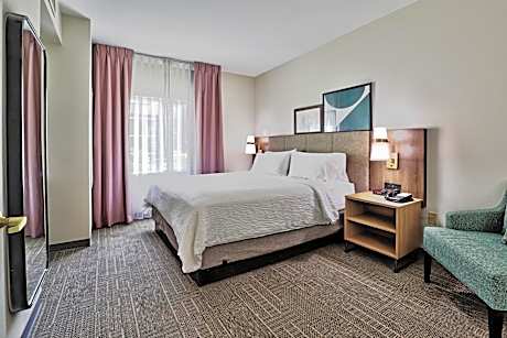 Two-Bedroom Suite - Non-Smoking