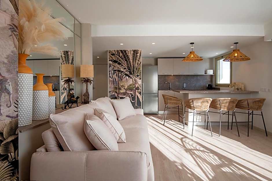 Résidence Hôtelière Chambord au coeur de Menton - entièrement rénovée