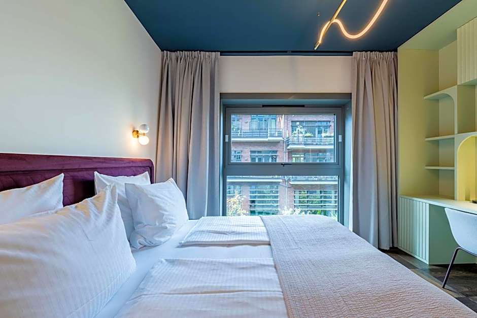 The Garden Suites by Suite030