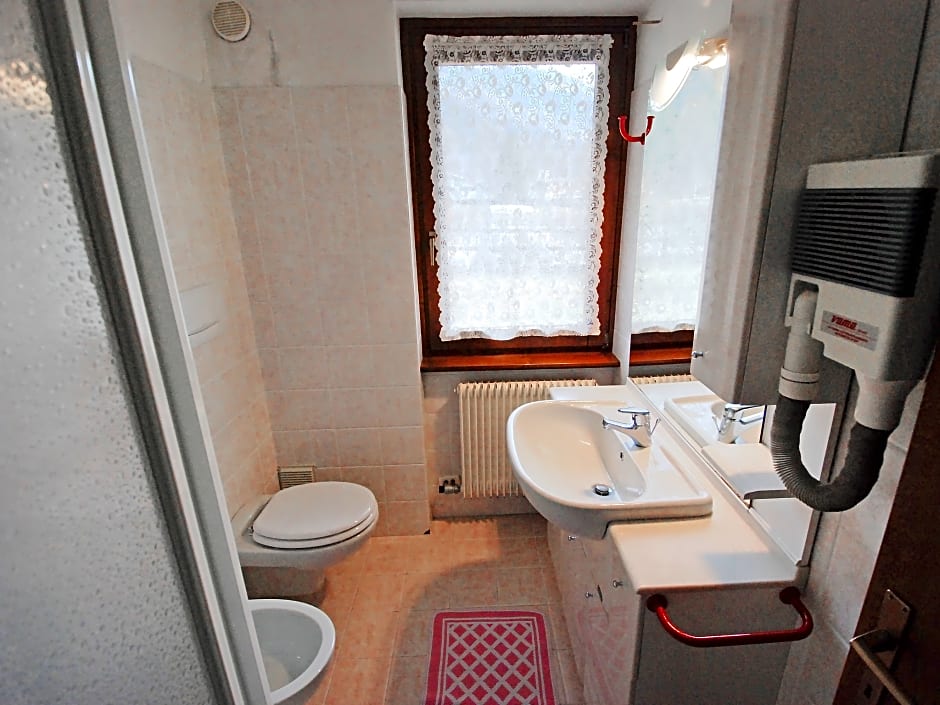 Beverly - Two Bedroom No.3