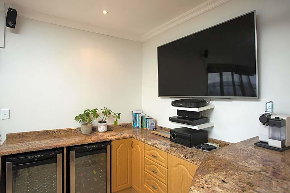 Ocean Hideaway Bed and Breakfast