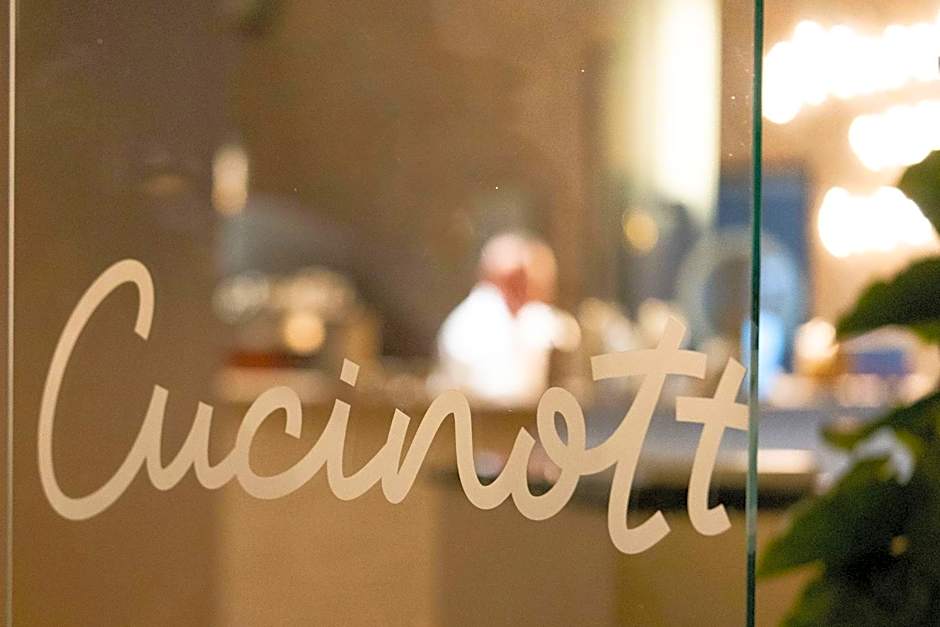 Mandachi Hotel & SPA