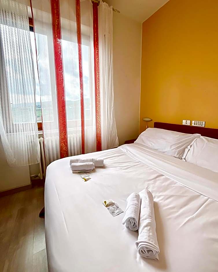 Albergo Marina – Chianciano Terme, WI