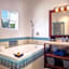 Casa Zarah - Hacienda Family Home - Pool and 2-Block to Beach