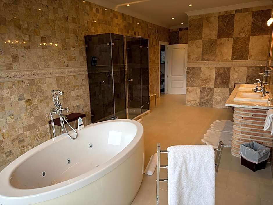 Los Cinco Enebros Hotel & Spa by Bossh! Hotels