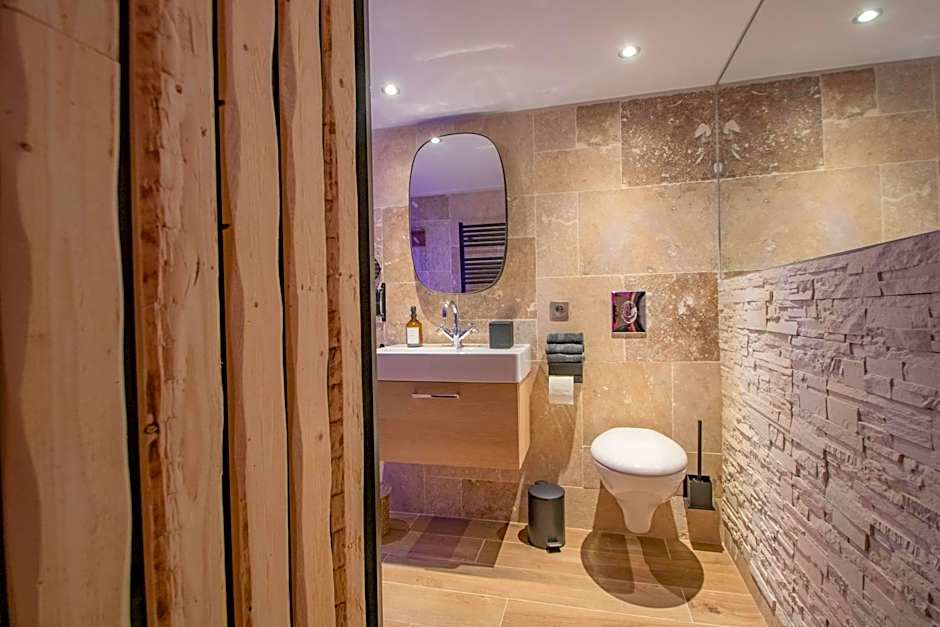 LES BAINS D’EROS