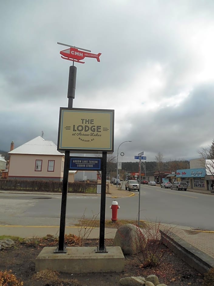 The Lodge at Arrow Lakes