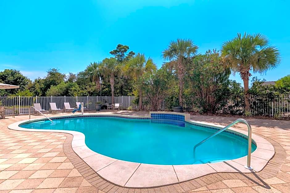 Holiday Inn Express & Suites Destin - Miramar Beach By IHG