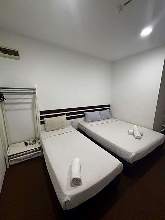 Swing & Pillows @ Grand Inn George Town Penang 