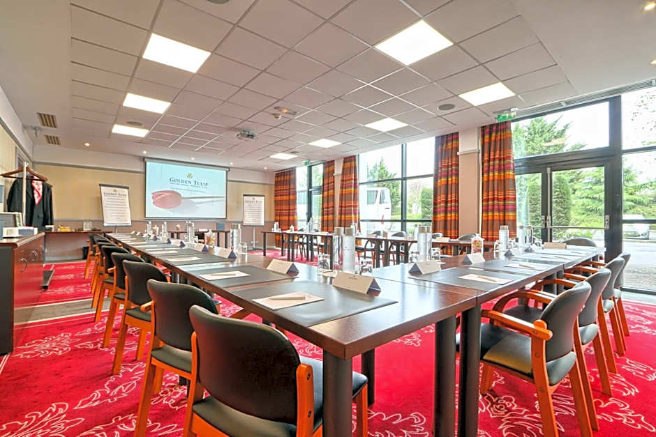 Golden Tulip Paris CDG Airport  Villepinte