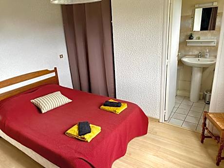 Double Room with Mountain View