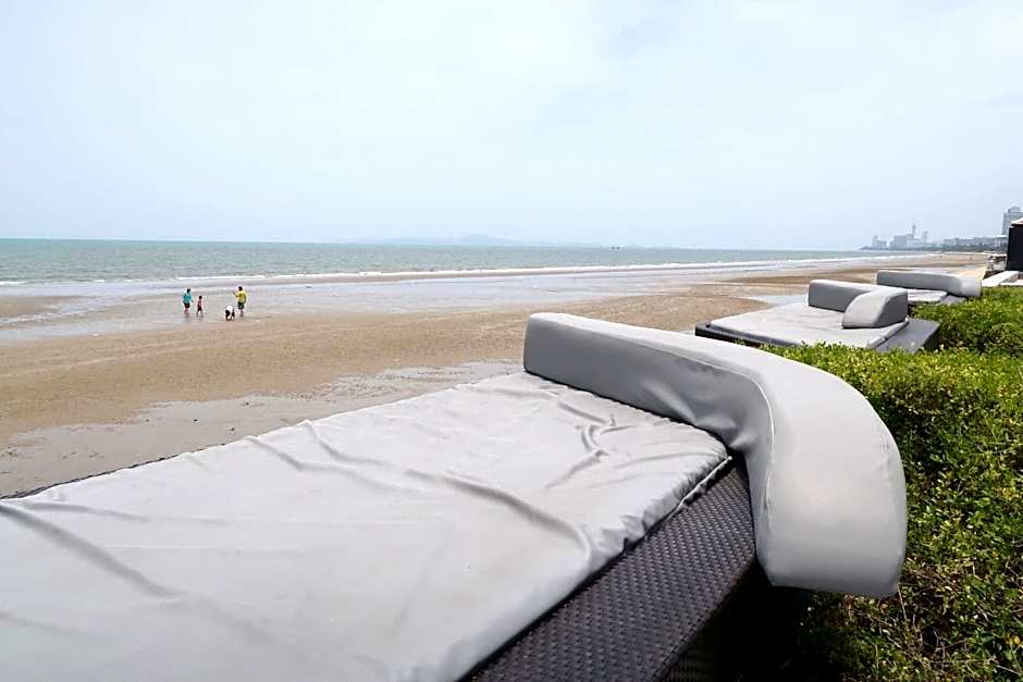 Seaview 2bed 2bath 19Fl at Veranda Residence Pattaya