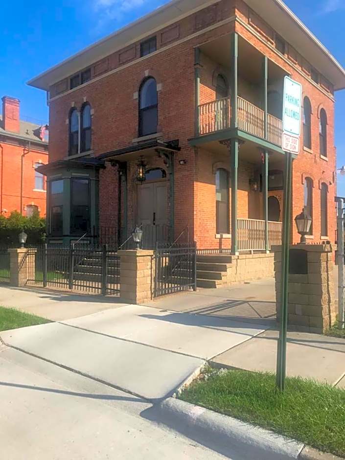 The Cochrane House Luxury Historic Inn