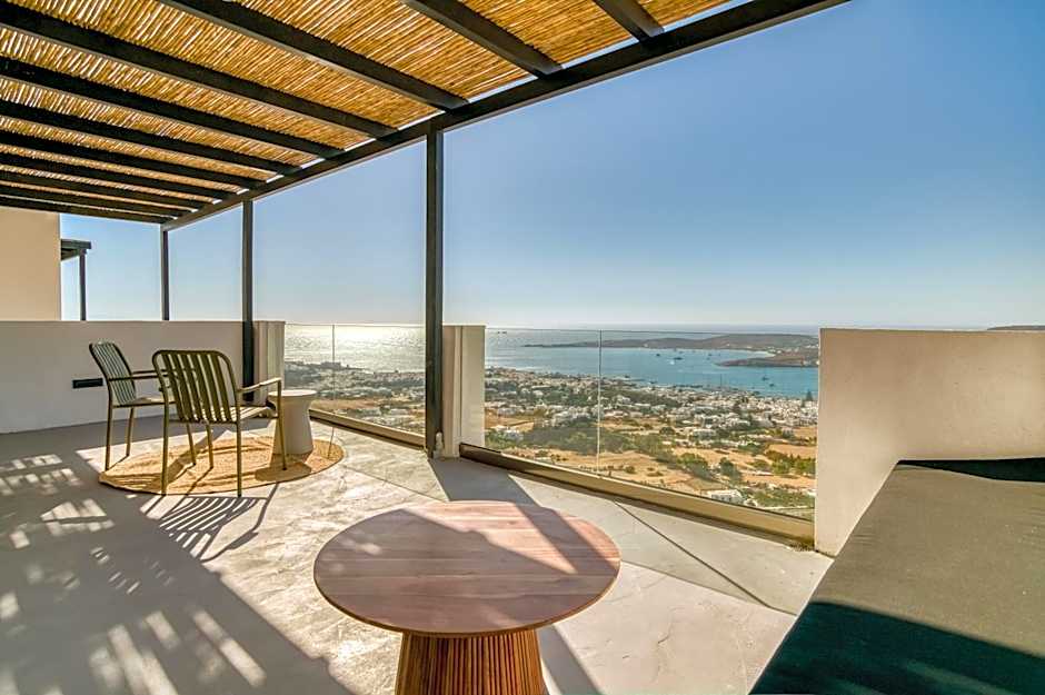 PAREA Blue Zone - Adults Only