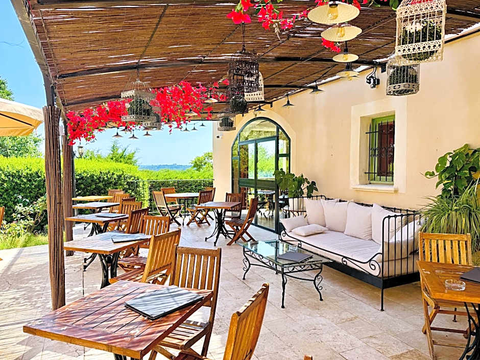 CÉRÈS - Boutique-Hôtel & Spa - Élégance en Terre d'Uzès
