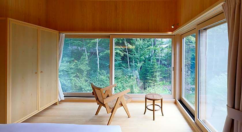 SHISHI-IWA HOUSE KARUIZAWA