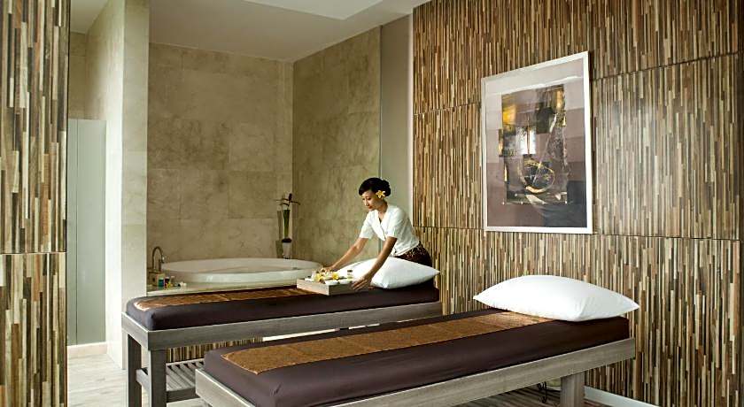 Novotel Bangka Hotel & Convention Centre