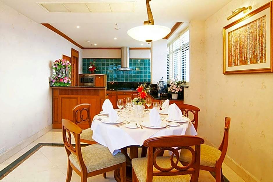 Grand Diamond Suites Hotel (SHA Plus)