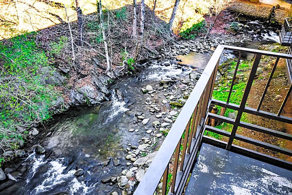 Bear Creek Inn Gatlinburg, TN