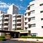 Wisterian Life Club Toba