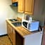 MacThrift Motor Inn