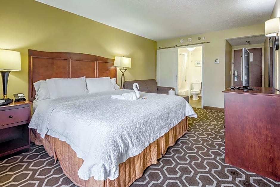 Hampton Inn By Hilton Tampa-International Airport/Westshore