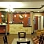 Knights Inn Three Rivers