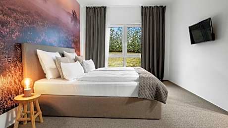 Alpine Hotel