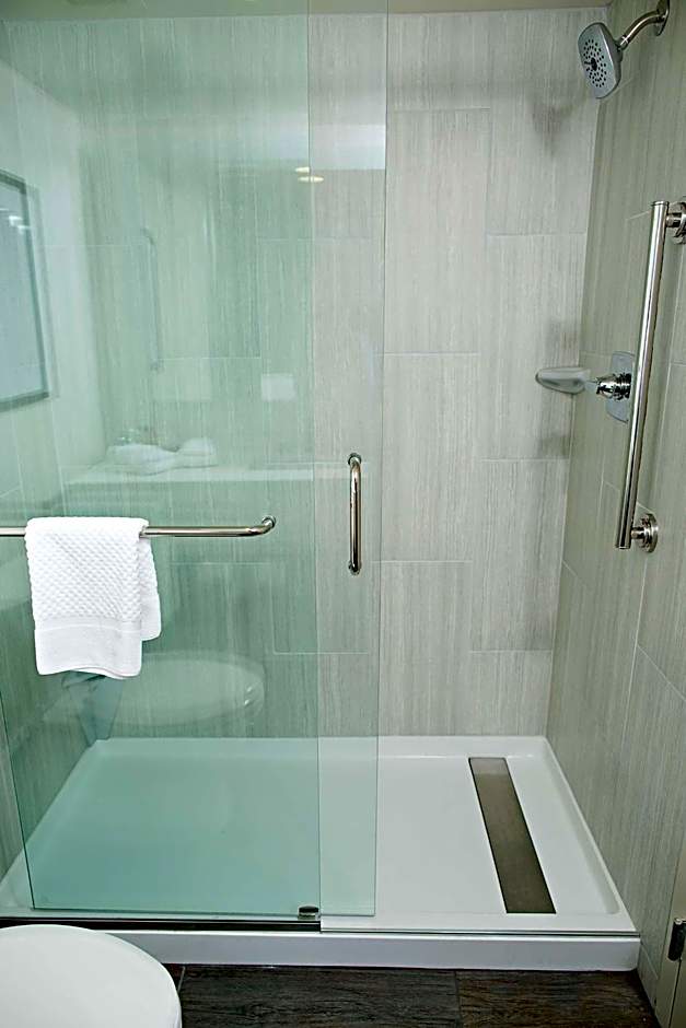 Hilton Greenville