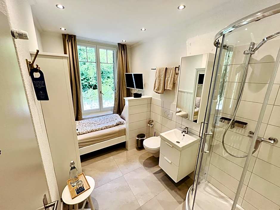 Boutique Hotel Niesenblick - direkt am Thunersee gelegen mit SELF CHECK IN & digitaler Rezeption
