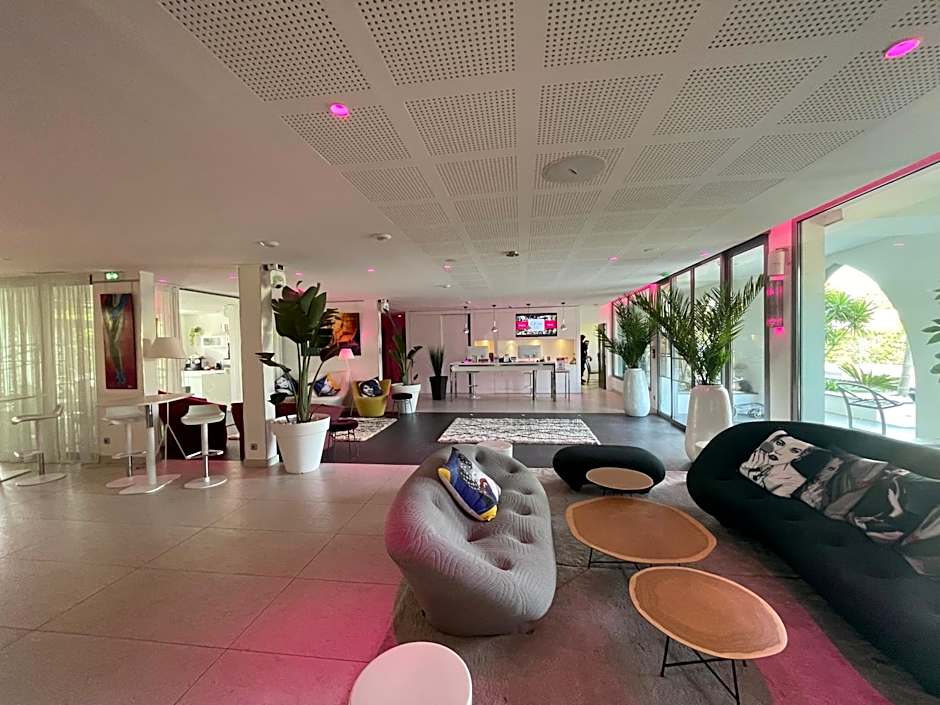 Oz'inn Hotel & Spa