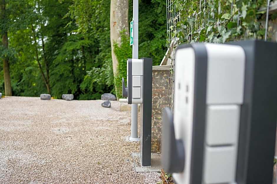 Hôtel Échappée en Baie - Parking privé gratuit dont forfaits bornes électriques réservable