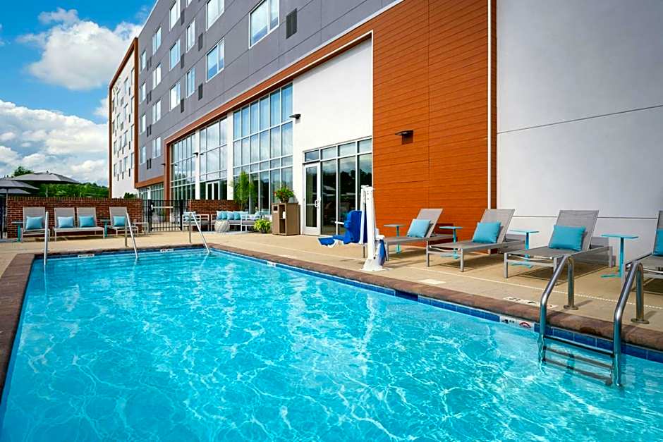 Element Knoxville West