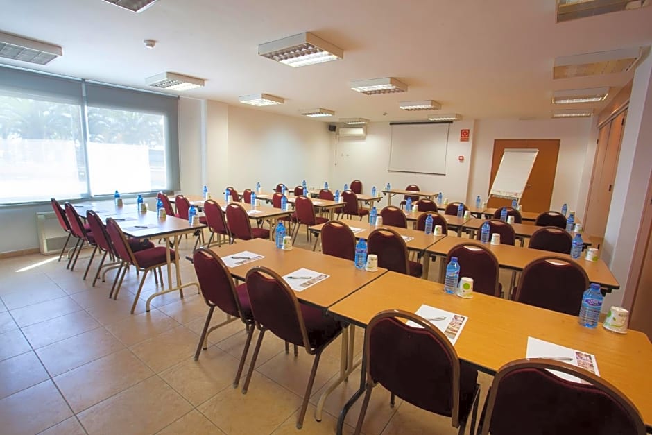 Travelodge Alicante Puerto