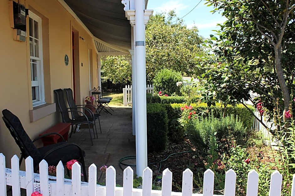 Bellamona Cottage Longford