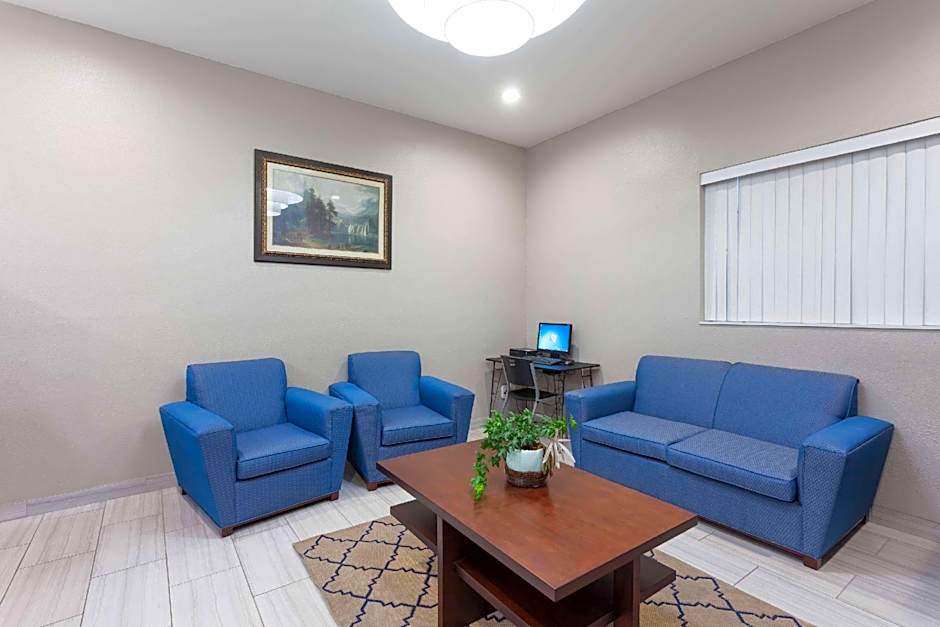 Super 8 by Wyndham Bakersfield South CA