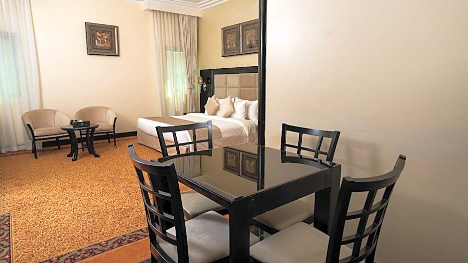 Royal Grand Suite Hotel