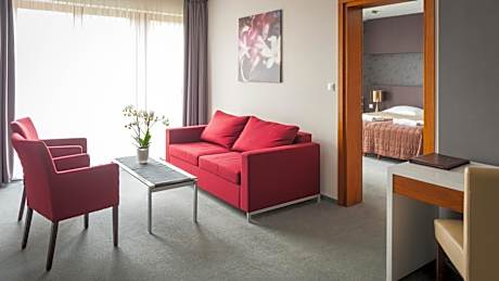 Apartment (2 Adults)