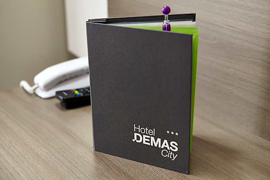 Hotel Demas City