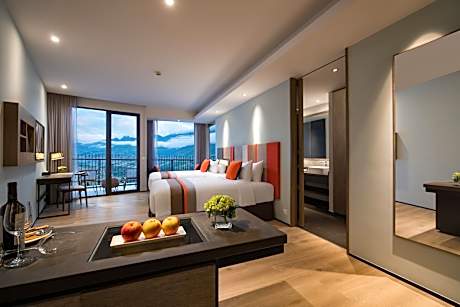 Premium Double or Twin Room with Valley view