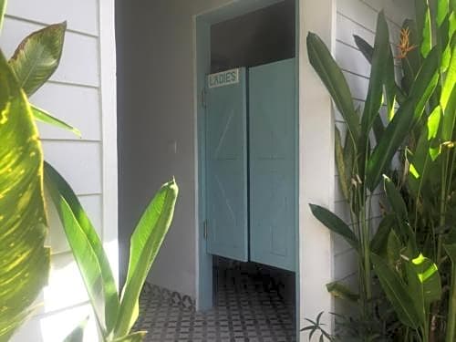 M's Snack Point Bed & Breakfast