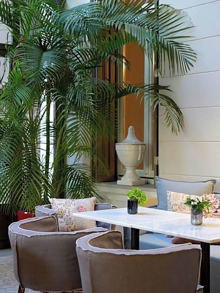 Marpessa Smart Luxury Hotel