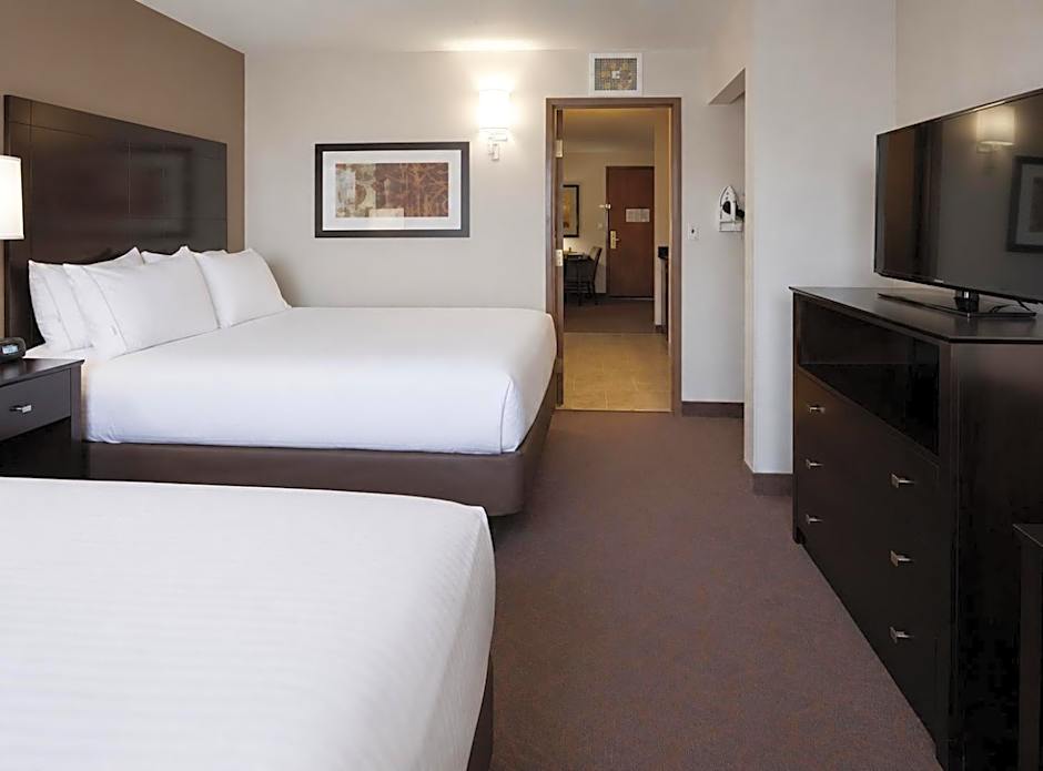 Holiday Inn Express & Suites Bloomington West By IHG